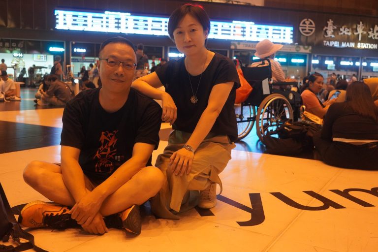 Read more about the article 燦爛時光書店：台灣東南亞移民工的同行者