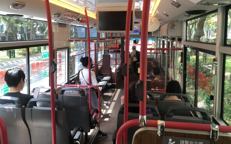 Read more about the article 綠色移動之二：公車