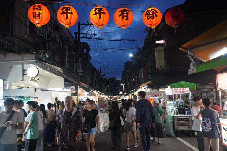 Read more about the article 電影裡的夜市之一《左撇子女孩》：通化夜市女性的復仇